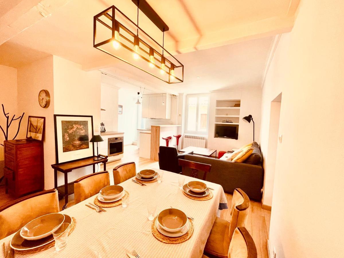 Le Coeur De Nimes Apartment ภายนอก รูปภาพ